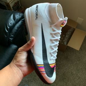 Nike Superfly 6 Elite IC - size 10